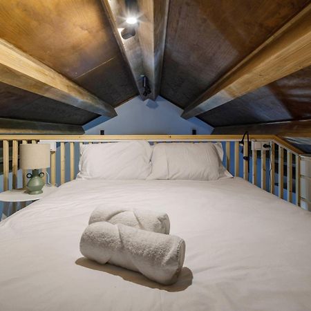 Hermoso Molino Restaurado A Pie Del Rio En Vigo Eksteriør billede