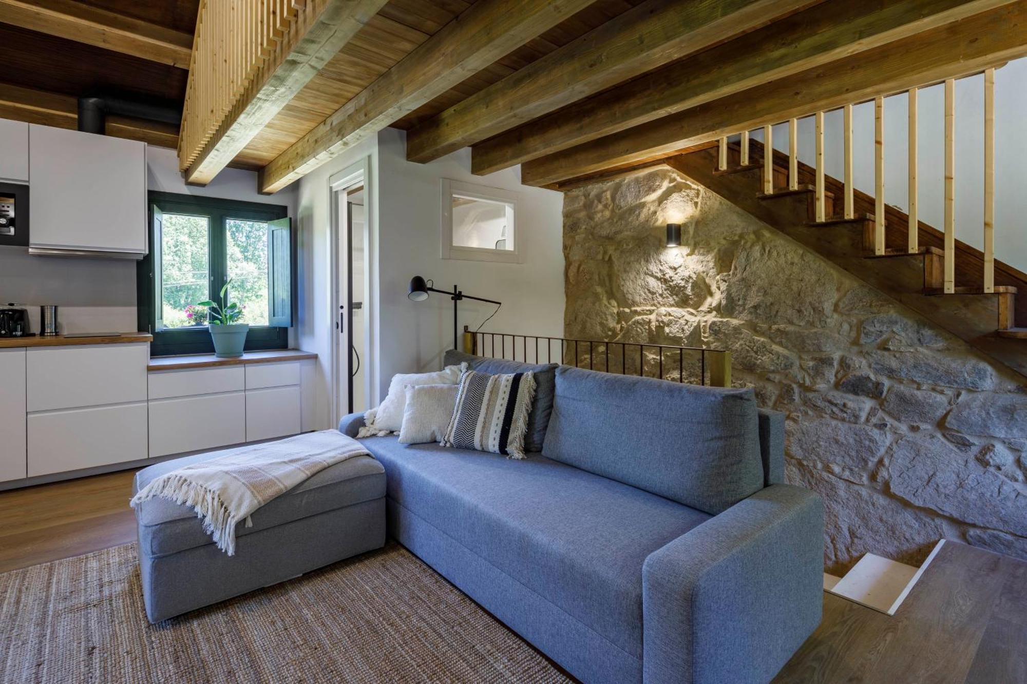 Hermoso Molino Restaurado A Pie Del Rio En Vigo Eksteriør billede