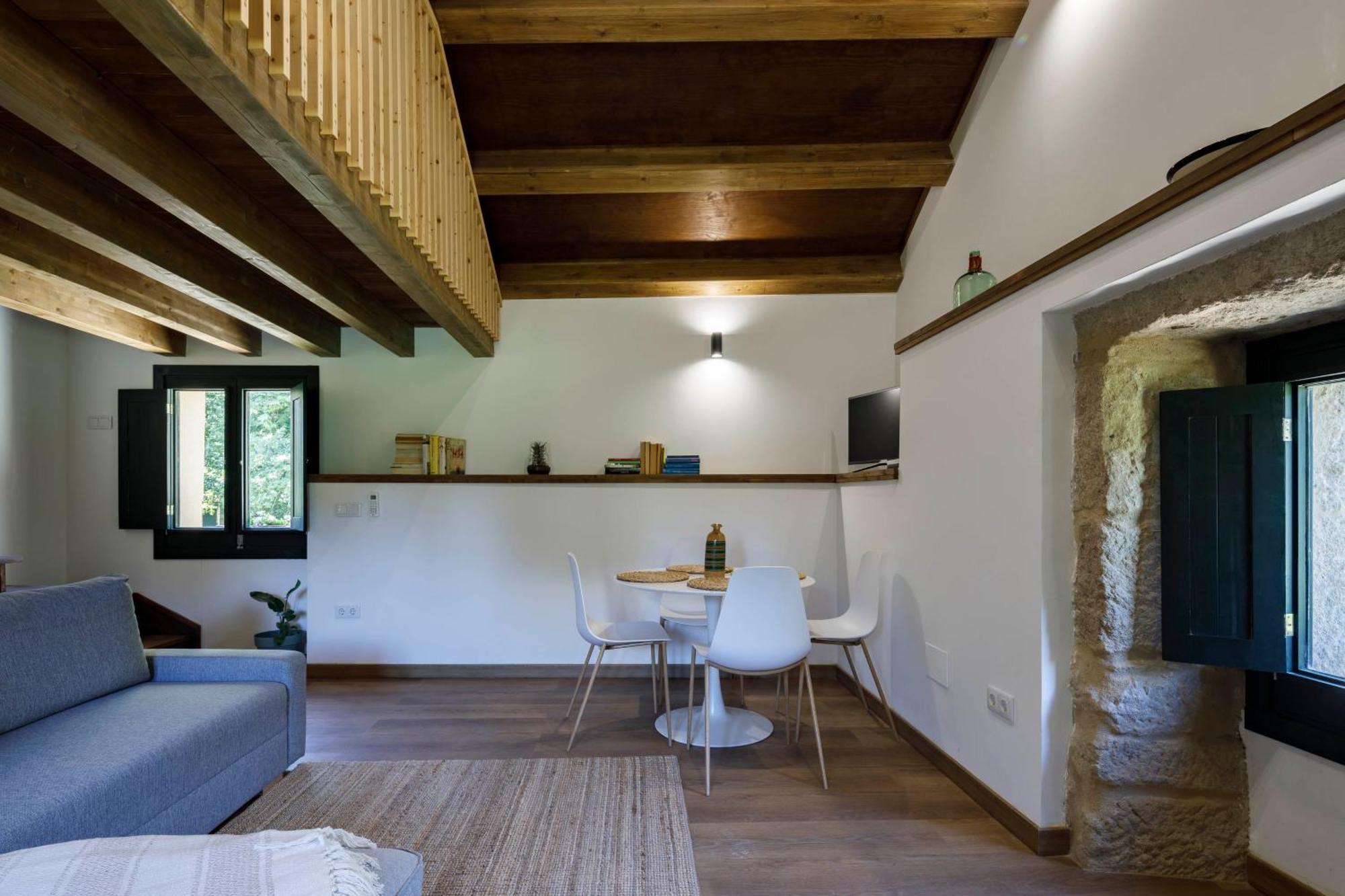 Hermoso Molino Restaurado A Pie Del Rio En Vigo Eksteriør billede